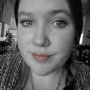 Meet your Posher, Sophia